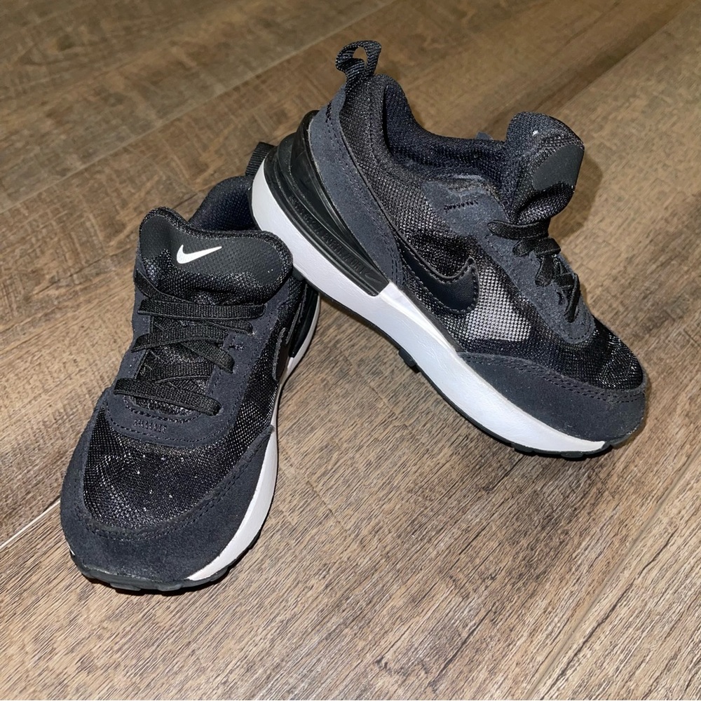 Nike Waffle One